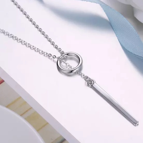 NWOT Sterling silver circle necklace - Picture 4 of 4